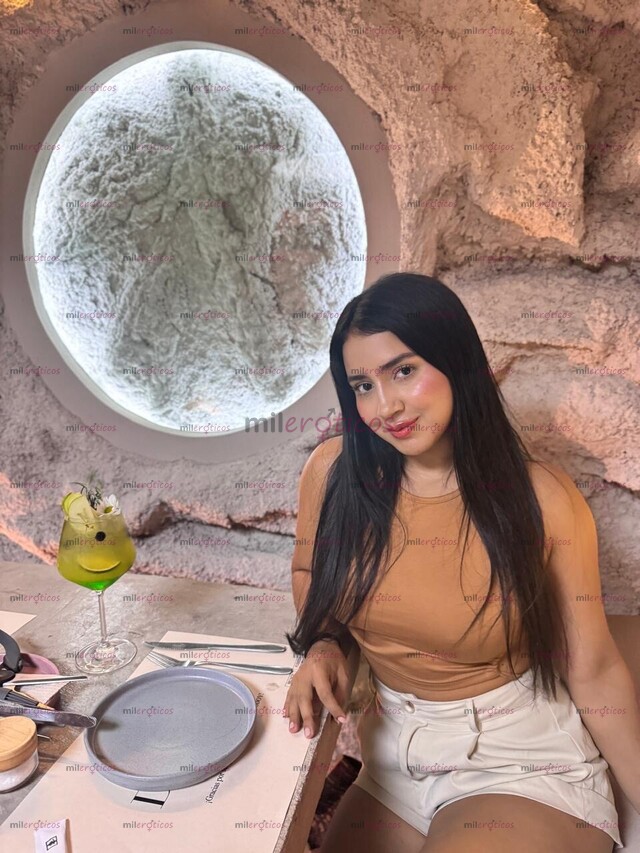 FOTOS DE MELANIE, COLOMBIANA TRAVIESA CON CUERPO DE TENTACIÓN
