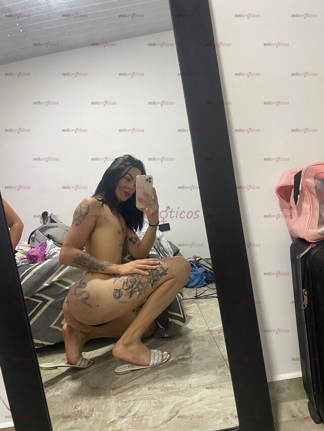 FOTOS DE CHICA TRANS MUY CALIENTE, NALGONA Y DOTADA