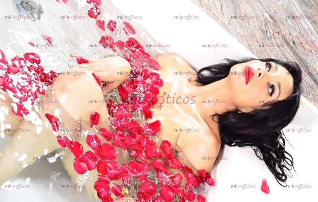 FOTOS DE SIEMPRE CALIENTE Y CARGADA PARA TI , TRATO DE NOVIOS .