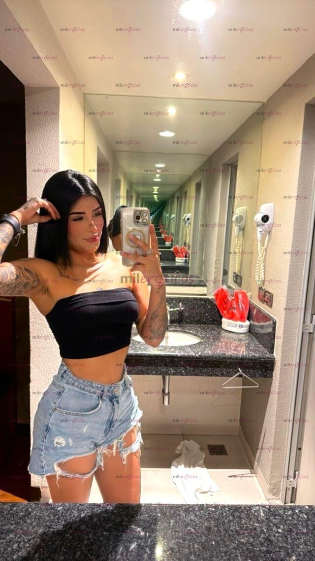 FOTOS DE PAULA COLOMBIANITA 20 AÑITOS JOVEN Y DELICIOSA CULO RICO Y TETAS DELICIOSAS!