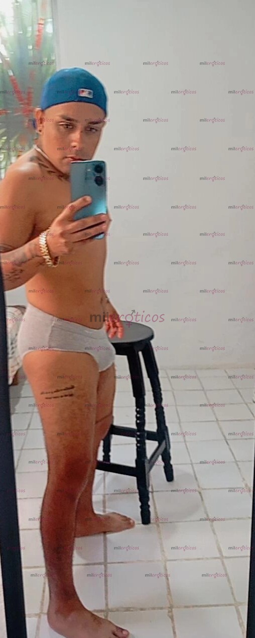 FOTOS DE PROMOCIÓN CHACAL,MASCULINO CON UNA VERGA LLENA DE LECHE Y BUENA ERECCION