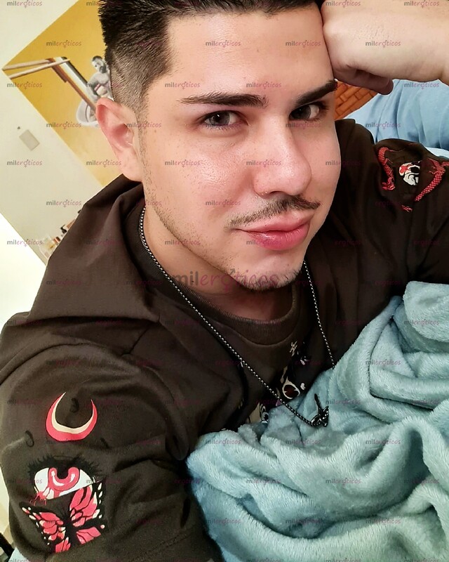 FOTOS DE ZAYN PASIVO LISTO PARA COMPLACER Y ATENDER TUS NECESIDADES ZAYN BOTTOM READY TO