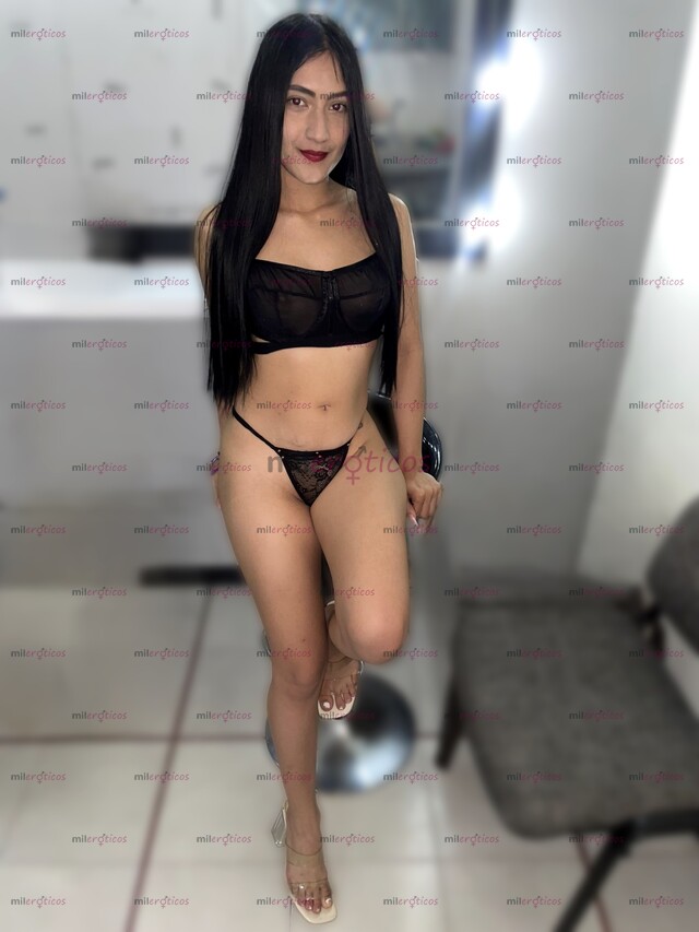 FOTOS DE ÚLTIMO DÍA QUE ESPERAS TU FLACA APRETADITA MOJADITA TE ESPERA !!!