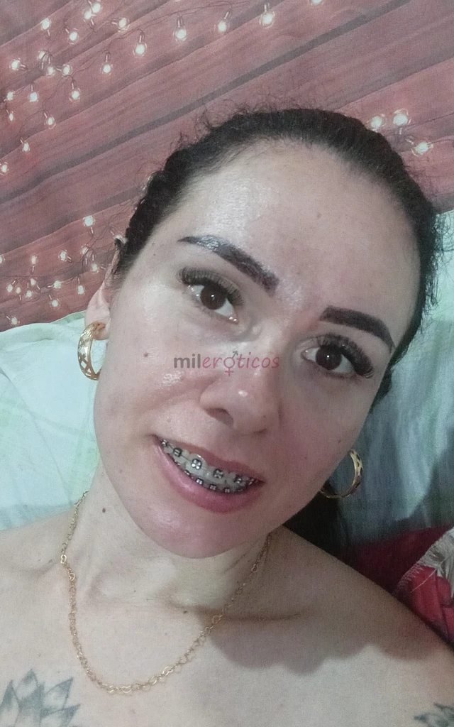 Sou a a venus lux modelo camgirl e dominatrix especialista em dominacao bdsm e fetiches trabalho com o mundo fetichistas ha 9 anos te espero para mais...