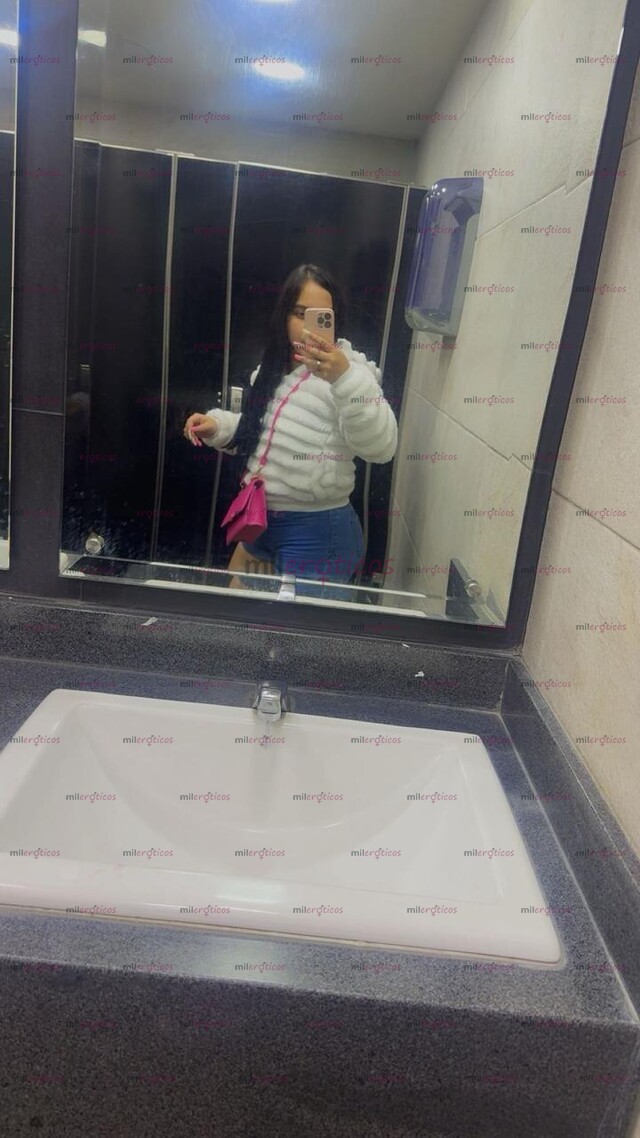 FOTOS DE JESICA UNA NIÑA SÚPER COMPLACIENTE SENSUAL Y MUY CACHONDA
