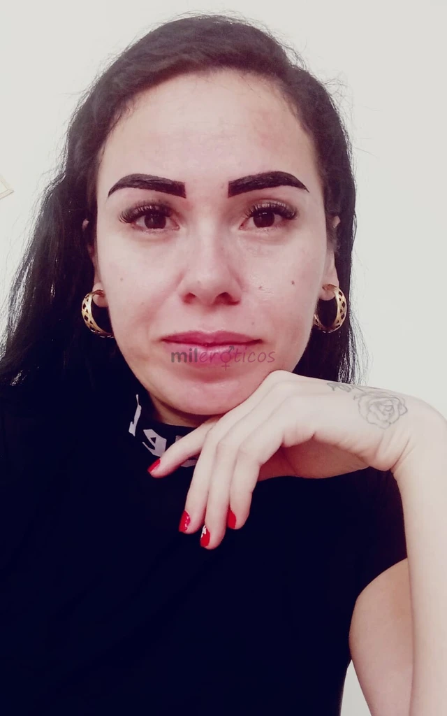 Sou a a venus lux modelo camgirl e dominatrix especialista em dominacao bdsm e fetiches trabalho com o mundo fetichistas ha 9 anos te espero para mais...