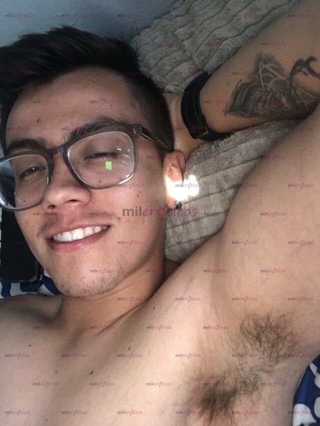 FOTOS DE SCORT BI GUAPO NALGÓN CALIENTE QUE TE HARÁ DISFRUTAR