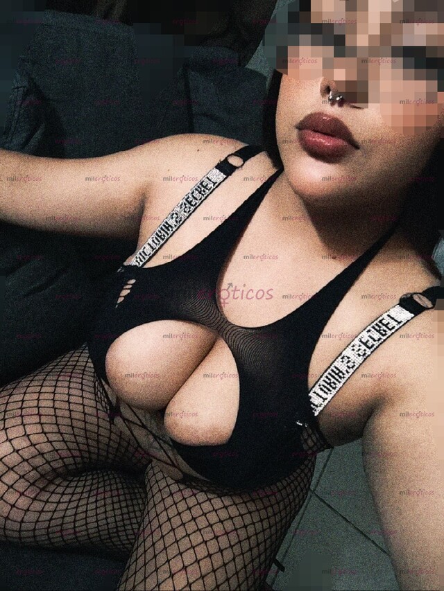 FOTOS DE GIA 20 AÑITOS MORENITA, DISPUESTA A COMPLACIENTE