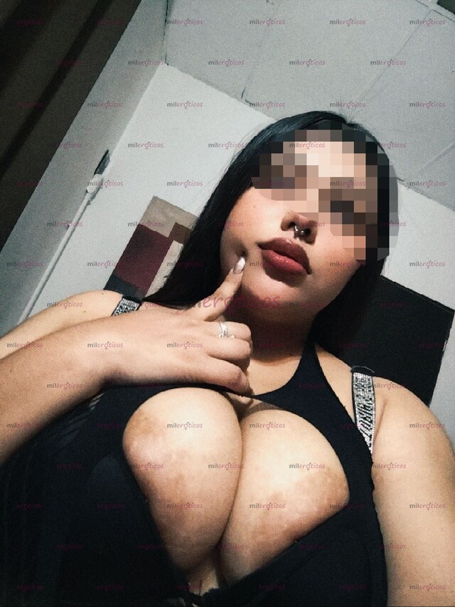 FOTOS DE GIA 20 AÑITOS MORENITA, DISPUESTA A COMPLACIENTE