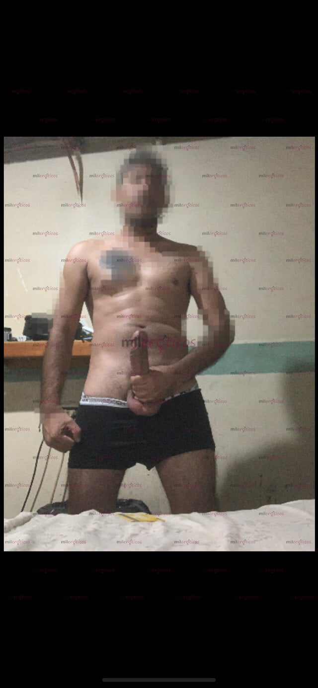 FOTOS DE SOY HOMBRE DOTADO CON GANAS DE PASARLA BIEN MÁNDAME WHATSAP