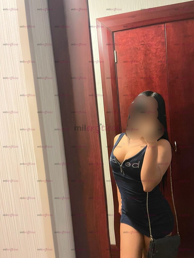 FOTOS DE SOY LUNA FLAQUITA NALGONA ESTRECHITA RICA DISPONIBLE PARA TI