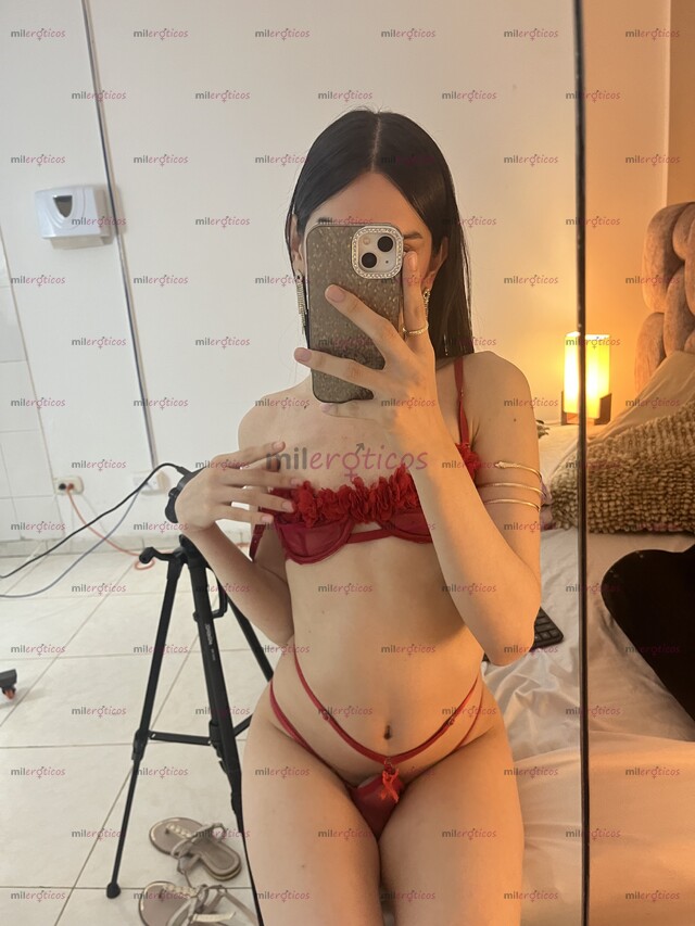 FOTOS DE TRANS DELGADA BLANCA APRETADA POLLITAAAAAA