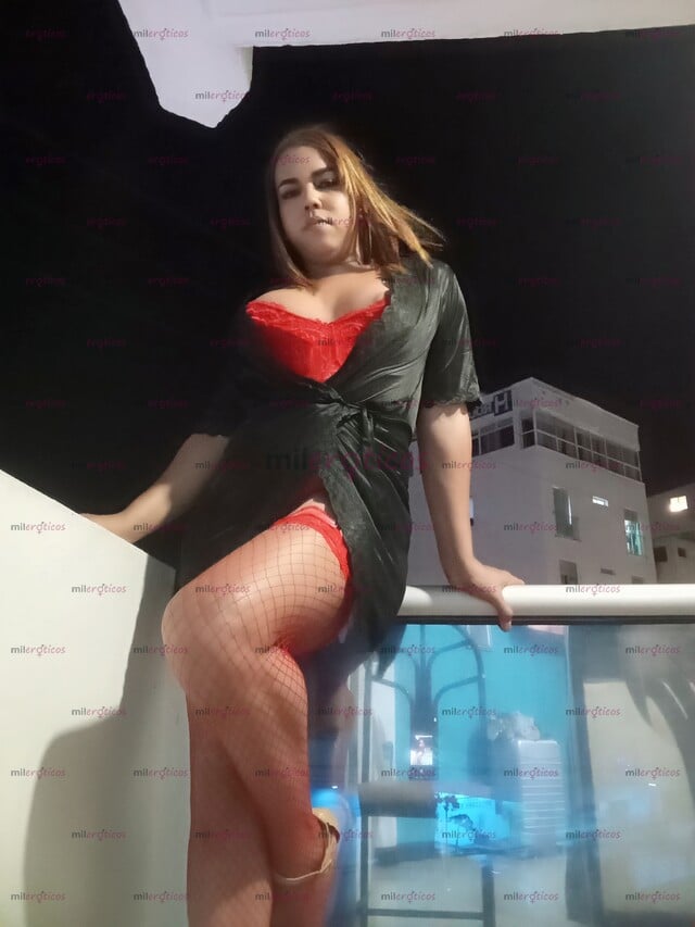 FOTOS DE FINA CON CLASE SUPER FEMENINA CENOS NATURALES EN HORMONAS PIEL SUAVE