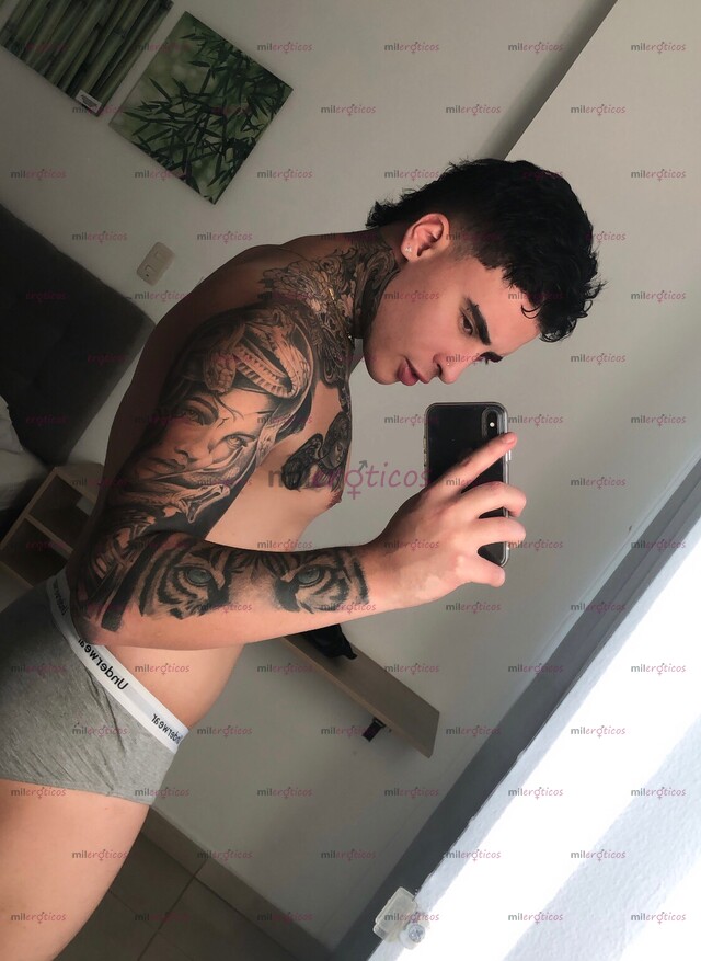 FOTOS DE MACHO SERIO RESERVADO Y MUY MORBOSO 100% VERSÁTIL