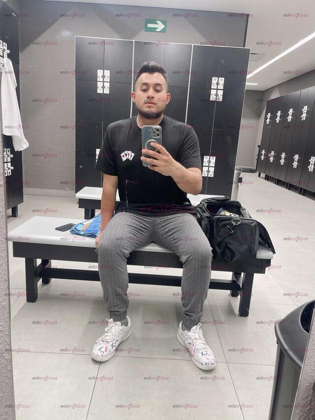 FOTOS DE MACHO DISPONIBLE VERGA GRUESA QUE TE HARÁ HACERTE VENIR DE CHORROS 523131517947