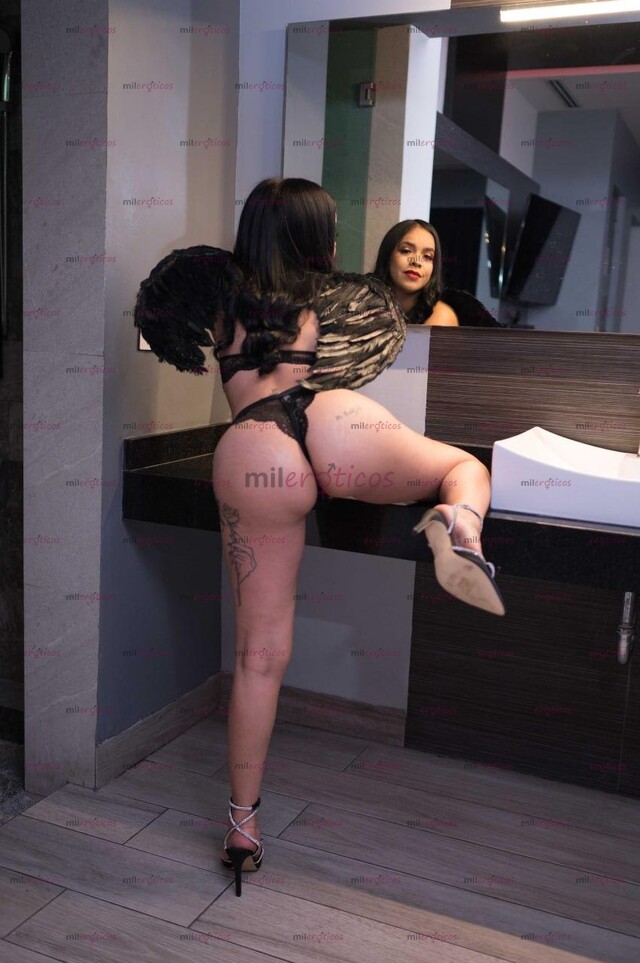 FOTOS DE HERMOSA JOVENCITA TETONA SUPER COMPLACIENTE BUEN TRATO HIGIENICA Y BIEN VESTID