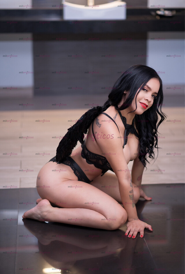 FOTOS DE HERMOSA JOVENCITA TETONA SUPER COMPLACIENTE BUEN TRATO HIGIENICA Y BIEN VESTID