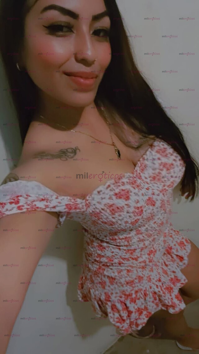 FOTOS DE HOLA ME LLAMO ANDREA SOY UNA CHICA MORENA ARDIENTE