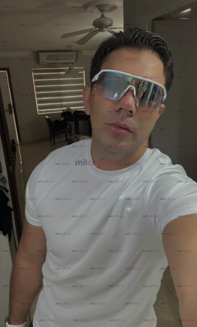 FOTOS DE R DE REGRESO QUIERE VER CÓMO SE COJEN A TU ESPOSA O TE GUSTA Q SIENTA DOS VERGAS