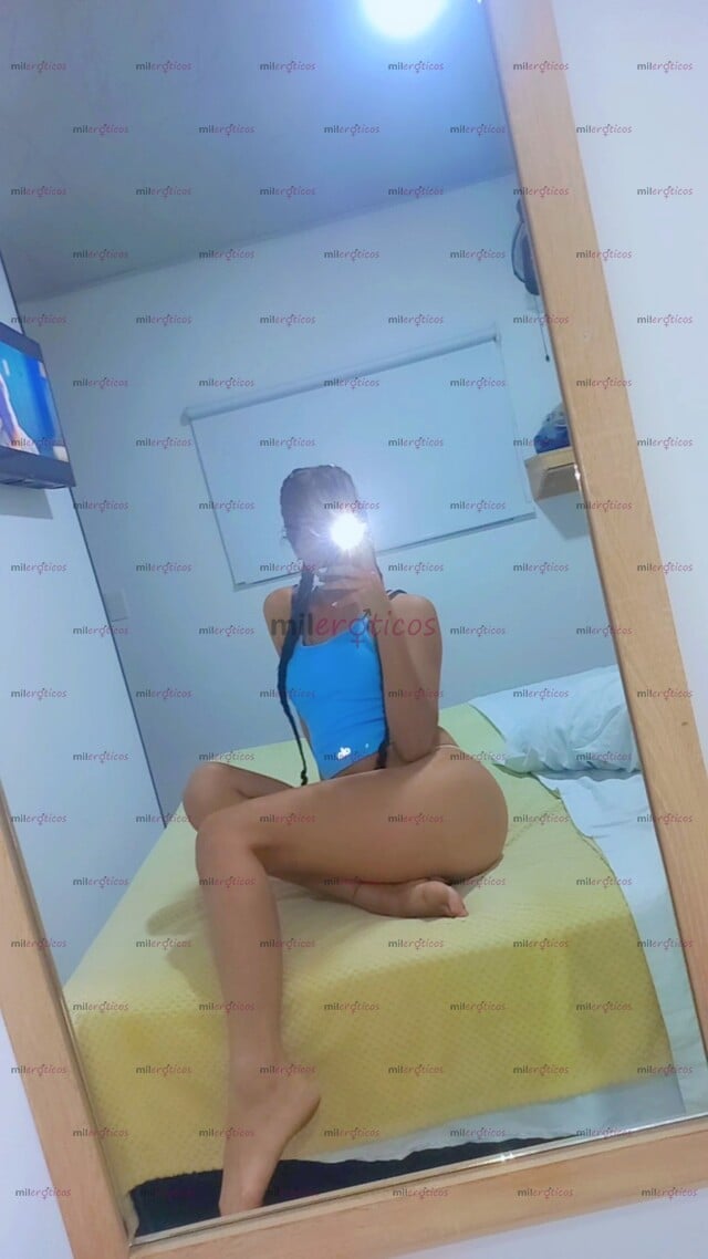 FOTOS DE PARA EL CABALLERO CON BUEN GUSTO SU FLACA ESTRECHITA Y COMPLACIENTE