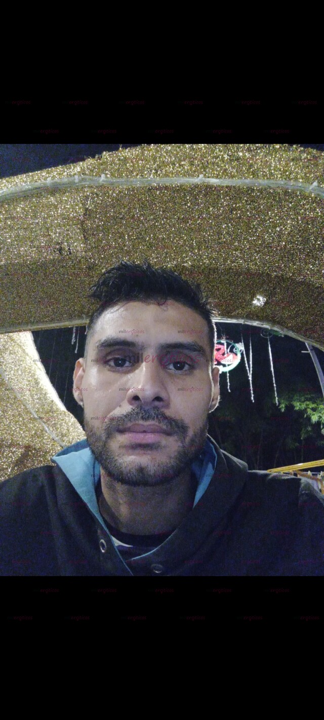 FOTOS DE ESCORT DOTADO DISPONIBLE EN TU CIUDAD PARA DARTE EL MEJOR PLACER