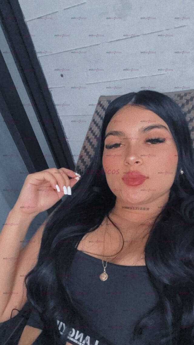 FOTOS DE HOLA AMOR SOY UNA RICA COLOMBIANA TENGO 20 AÑITOS DISPUESTA A DARTE MUCHO PLACER