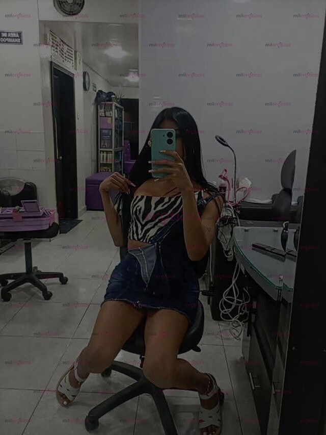 FOTOS DE NUEVA CULONA VERGONA FEMENINA DISFRUTA DE UNA VERGA GRANDE Y CULO DELICIOSO