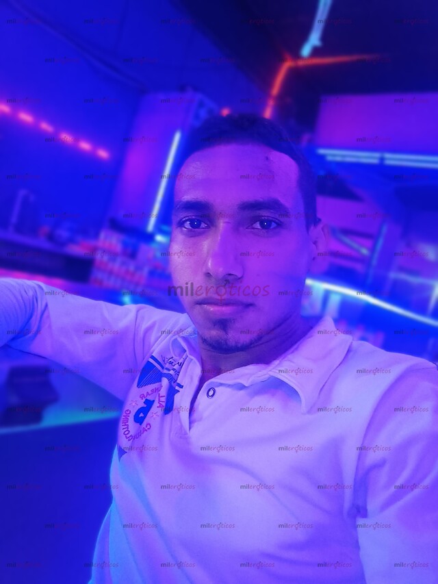 FOTOS DE MORENITO VARONIL DISPONIBLE Y COMPLACIENTE EN MONTERREY