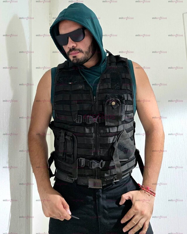 FOTOS DE ALESSANDRO MODELO VIP GUAPO OJOS CAFES MASAJES RELAJANTES