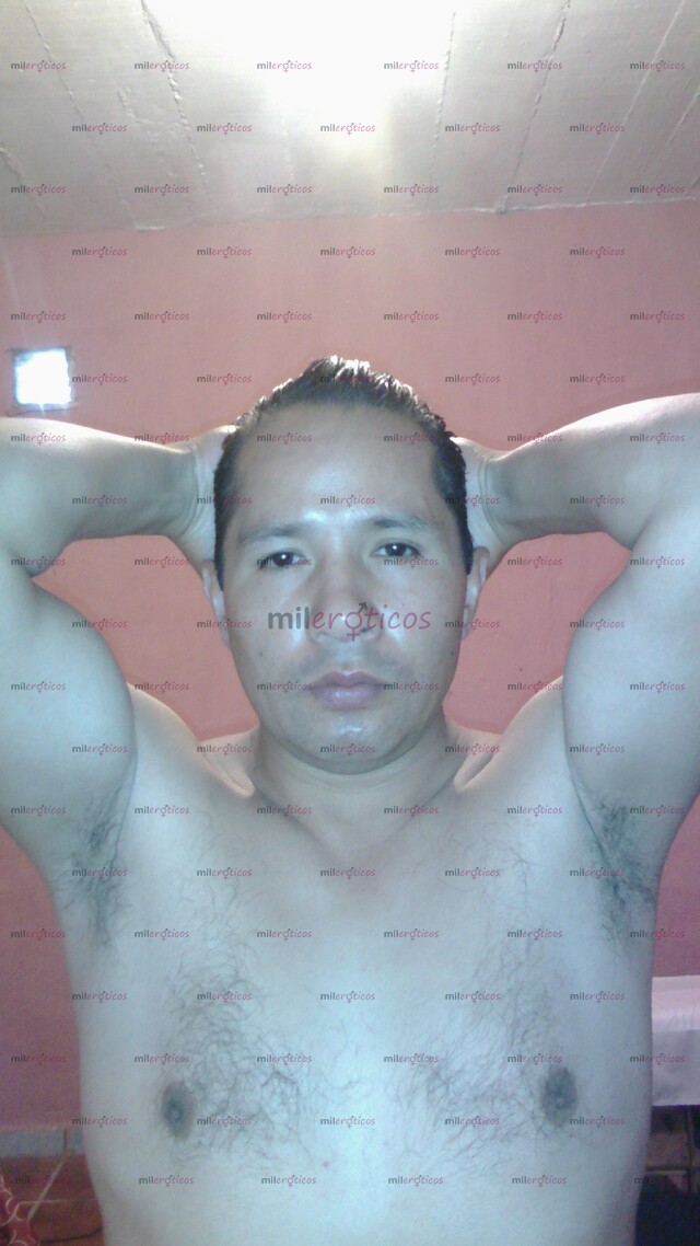 FOTOS DE MADURO , ATENTO, ALEGRE, Y DISCRETO SERVICIO A PAREJAS