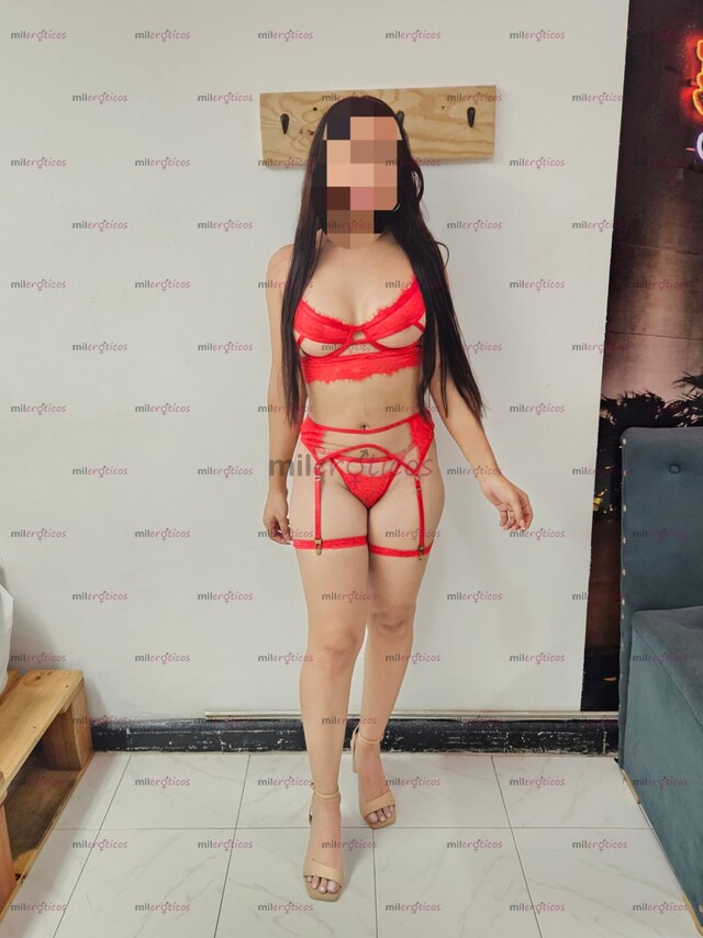 FOTOS DE FLACA DELICIOSA, EXCITANTE Y MUY ARDIENTE ALEJANDRA