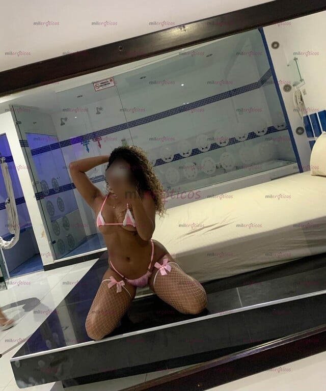 FOTOS DE ANGIE HERMOSA MORENA SEXY, ORAL PROFUNDO Y ENSALIVADO. VAGINA RICA