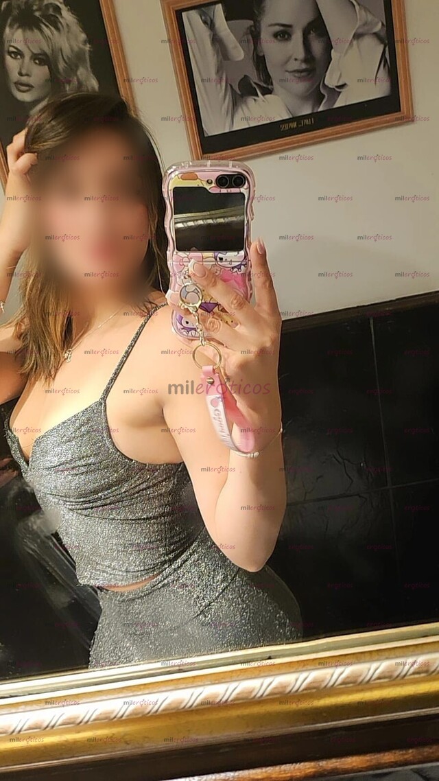 FOTOS DE HOLA AMOR SOY LAURA HERMOSA LLUVIA ESPERANDO POR TI APARTAMENTO PRIVADO FARRA