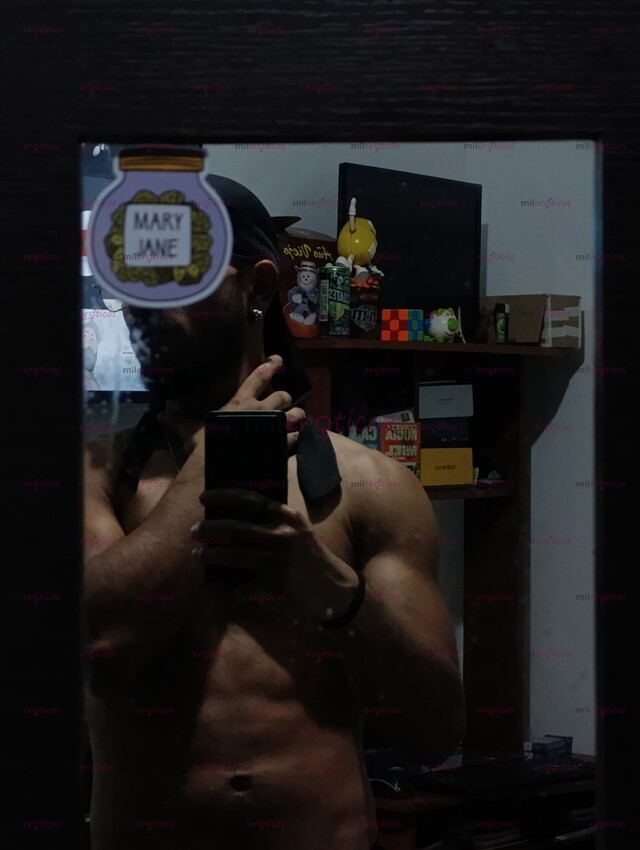 FOTOS DE CHICO JOVEN CON CARA TIERNA Y DISPUESTO A DARTE UN EXELENTE MOMENTO DE LUJURIA