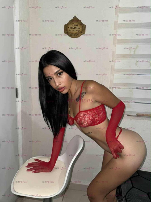 FOTOS DE TU PUTITA FLAQUITA Y BONITA HOLA AMOR ME ENCANTARÍA CONOCERTE Y DISFRUTAR