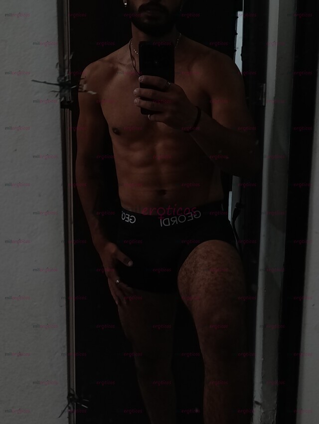 FOTOS DE CHICO JOVEN CON CARA TIERNA Y DISPUESTO A DARTE UN EXELENTE MOMENTO DE LUJURIA