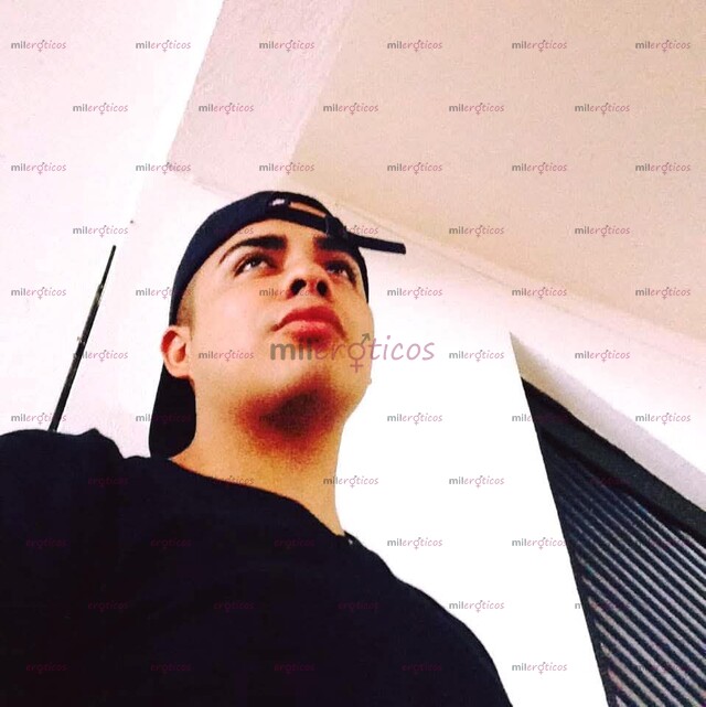 FOTOS DE JOVEN DE BUEN FÍSICO DISPUESTO A COMPLACER EN TODO LO QUE DESEES PARA PASAR RICO
