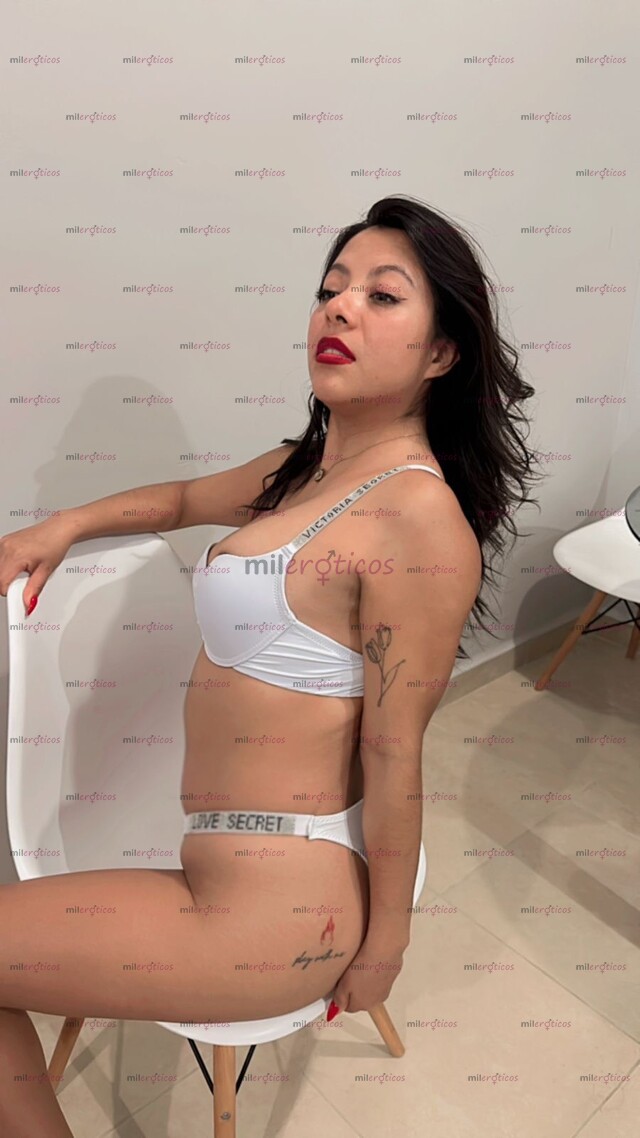 FOTOS DE VANE LA MÁS CACHONDA, LISTA PARA JUGAR CONTIGO EN LÍNEA