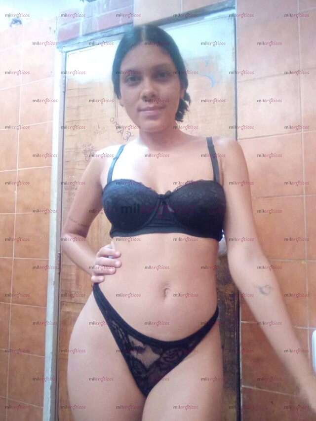 FOTOS DE UNA CHICA BIEN APASIONADA Y CON GANAS DE TENER SEXO ESCRIBEME