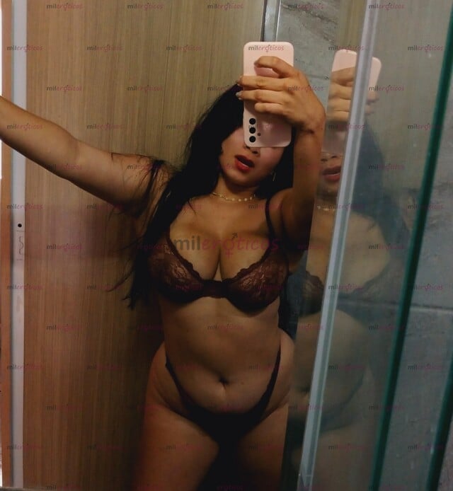 FOTOS DE TATI TETONA, VAGINA ESTRECHITA Y JUGUETONA PARA COMPLACERTE