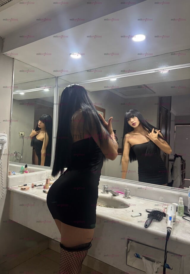 FOTOS DE FULL COMPLACIENTE VERSÁTIL DOTADA Y CON MUCHAS GANAS DE SEXO 21CM DE VISITA
