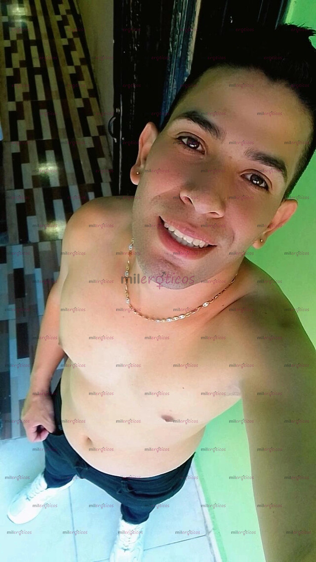 FOTOS DE JOVEN COMPLACIENTE EN LA CIUDAD DE MEDELLIN 3159494252