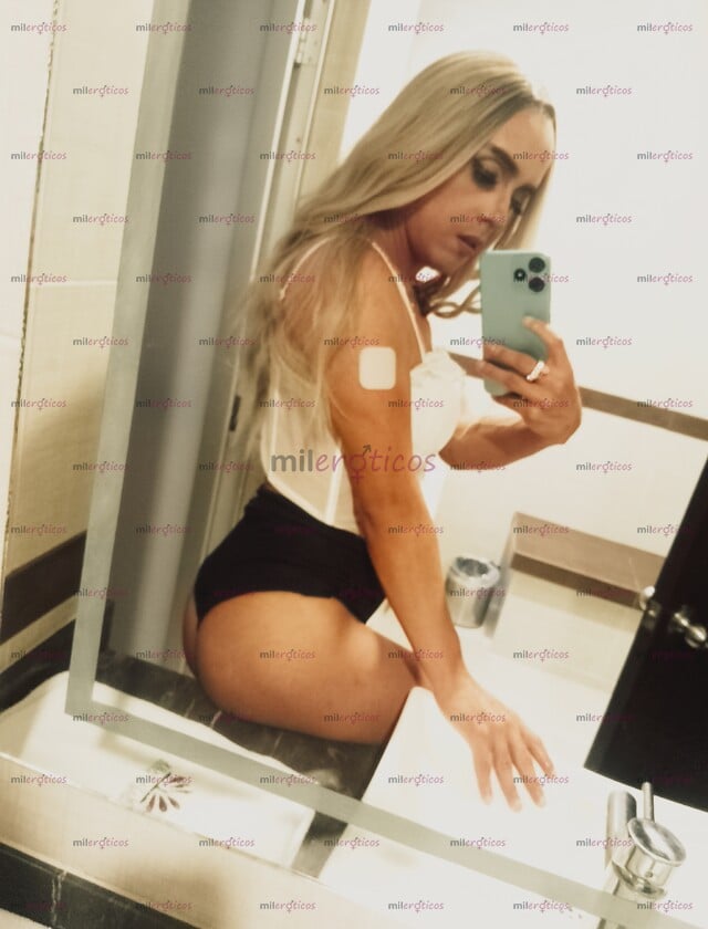 FOTOS DE CULO INSACIABLE Y VERGA IMPARABLE LA PUTITA TRANS MÁS CALIENTE Y COMPLACIENTE