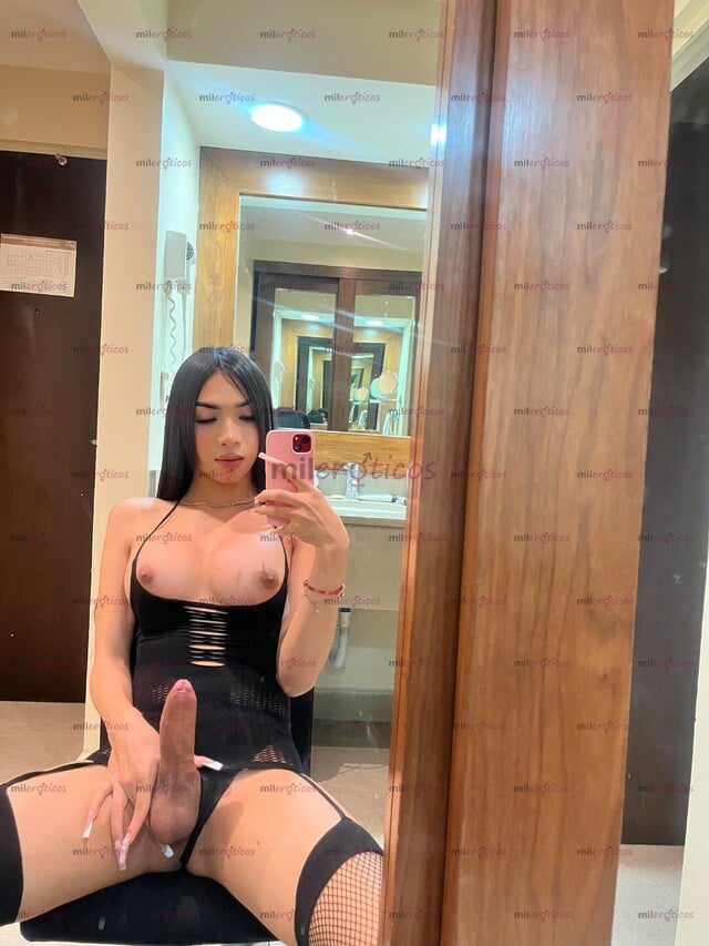 FOTOS DE MORENA JOVEN ACTIVA 100% Y LECHOSA, 19 AÑOS, JOVEN HERMOSA