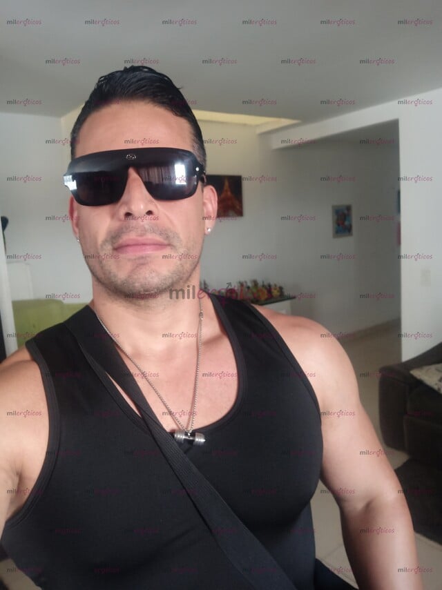 FOTOS DE SOY MASAJISTA PROFESIONAL MI NOMBRE ES OSCAR SALAZAR