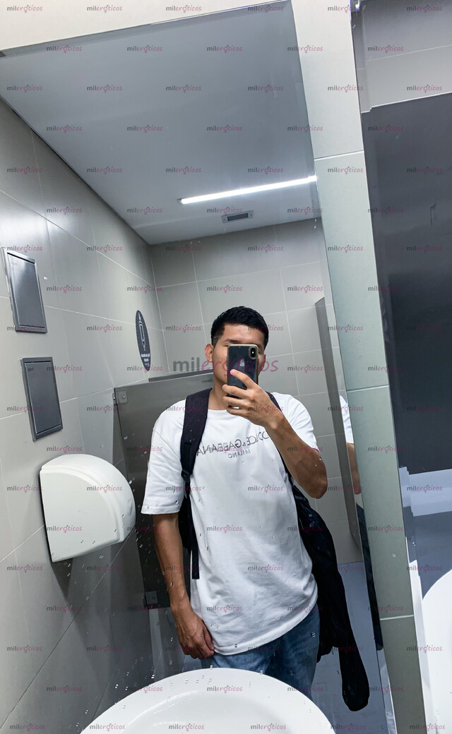 FOTOS DE HOMBRE DOMINANTE Y PROFESIONAL DE 172 CM DE ESTATURA