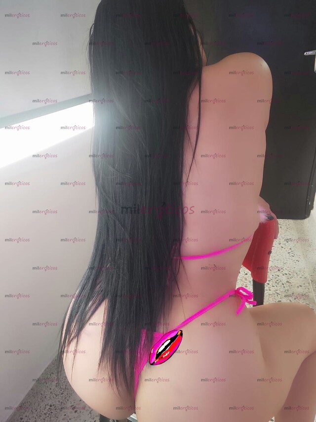 FOTOS DE TODA UNA DIABLA EN LA CAMA .. COLOMBIANA RECIEN LLEGADITA