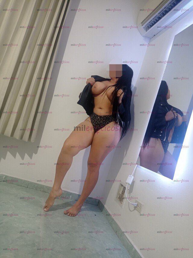 FOTOS DE UN MUJERÓN , TROSUDA RICA , HERMOSA Y MUY COMPLACIENTE