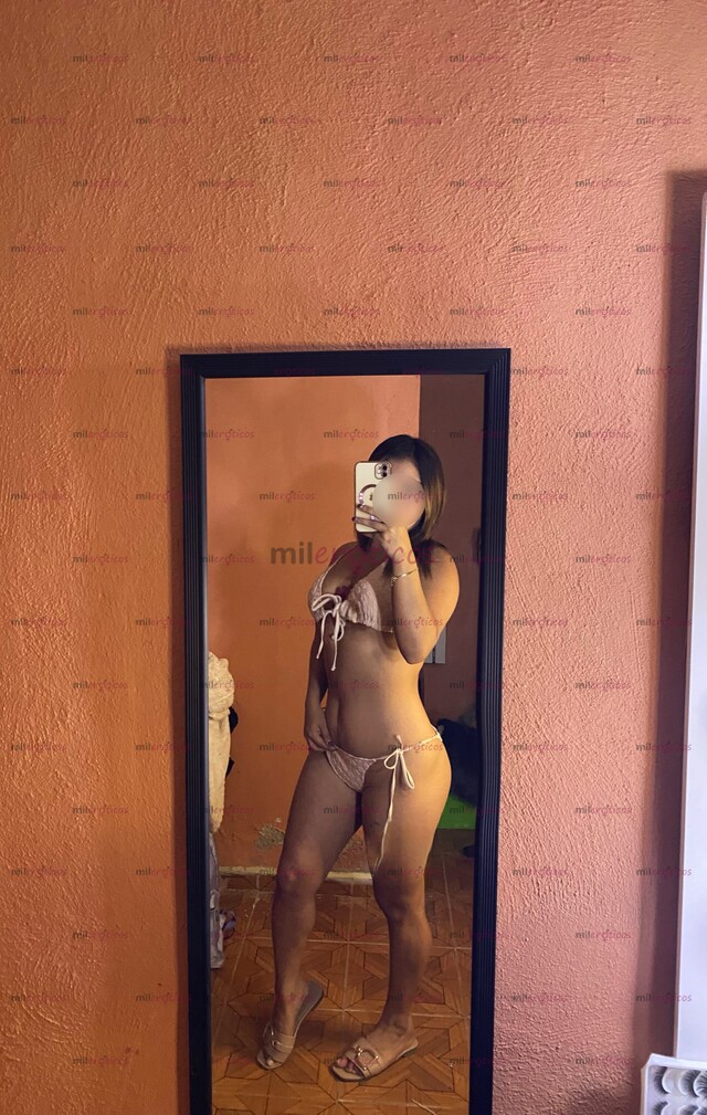 FOTOS DE DANI JOVEN DE 20 AÑOS RICA Y APRETADITA DISPONIBLE PARA TI