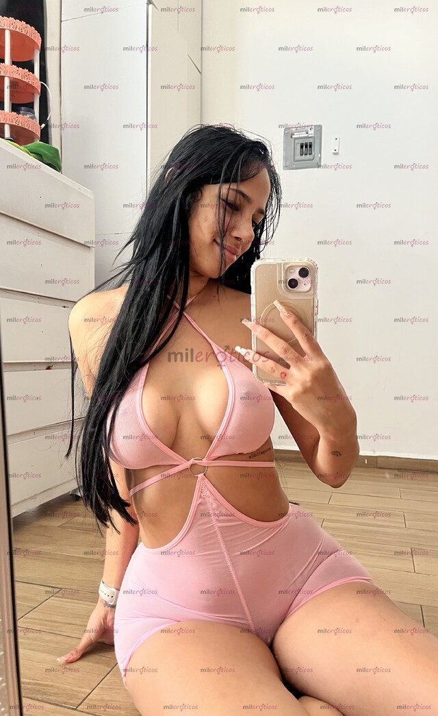 FOTOS DE MASOQUISTA VENEZOLANA DISPUESTA A TODO EN LA CAMA